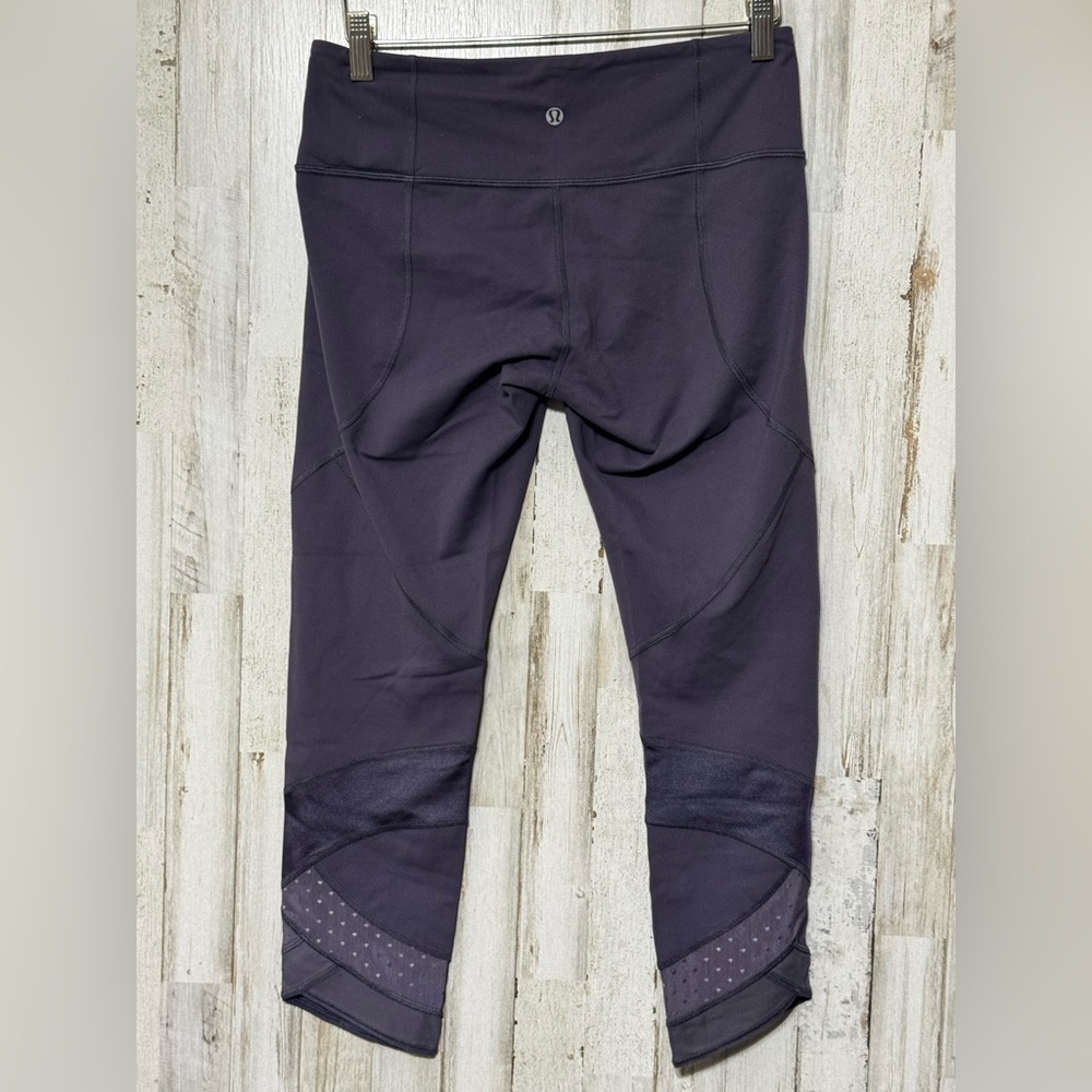 Lululemon‎ Emerge Crop Pant size 8